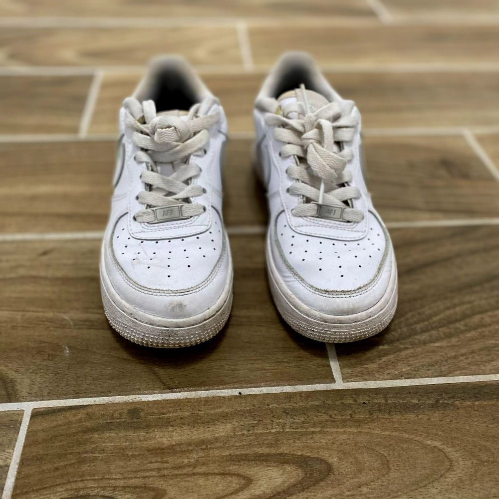 Nike Air force Ones All White